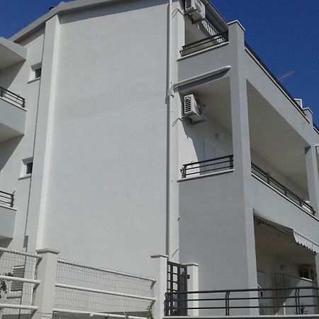 Apartments Josip Baška Voda Esterno foto