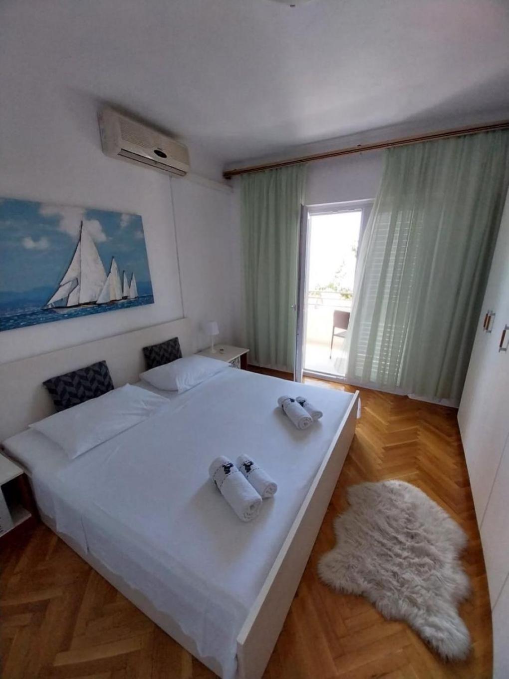 Apartments Josip Baška Voda Esterno foto