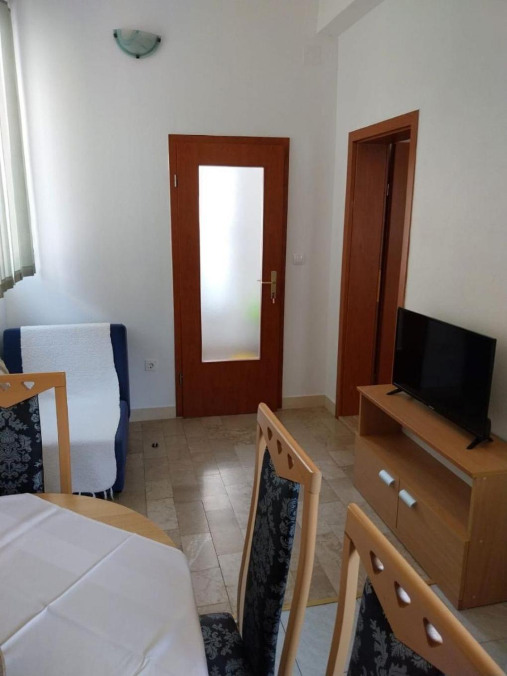 Apartments Josip Baška Voda Esterno foto