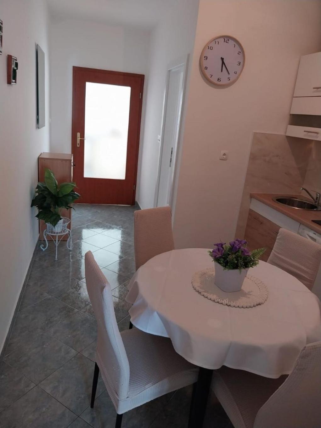 Apartments Josip Baška Voda Esterno foto
