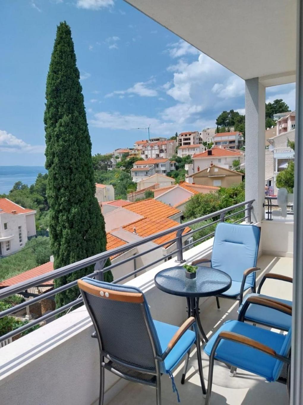 Apartments Josip Baška Voda Esterno foto