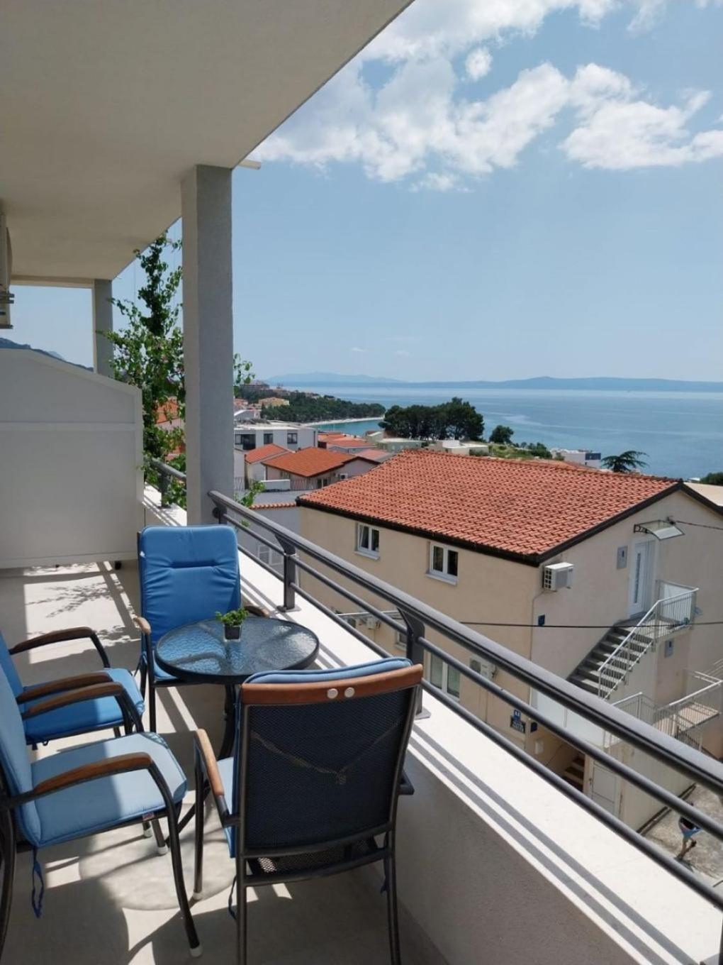 Apartments Josip Baška Voda Esterno foto